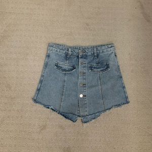 Fashionable shorts